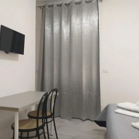 Bernini Affittacamere - Guest House-3