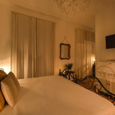 Casa Dei Liuti Luxury Guesthouse-3
